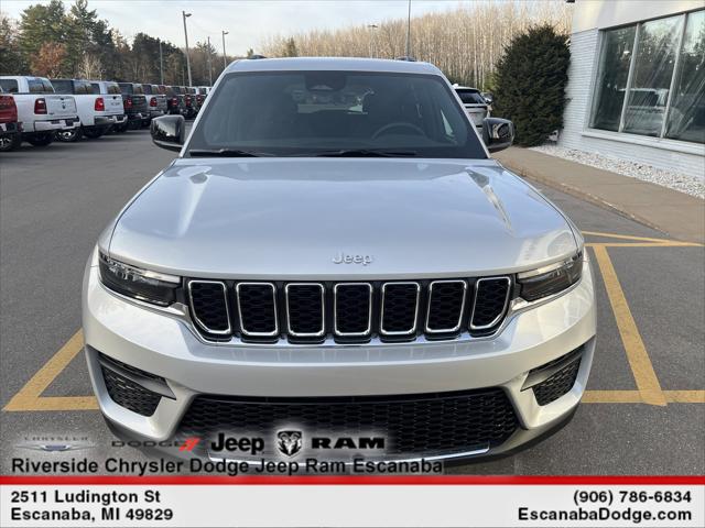 2025 Jeep Grand Cherokee GRAND CHEROKEE LAREDO X 4X4 2025 Jeep Grand Cherokee GRAND CHEROKEE LAREDO X 4X4