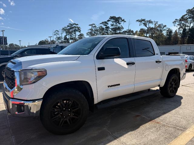 2018 Toyota Tundra SR5 5.7L V8 2018 Toyota Tundra SR5 5.7L V8