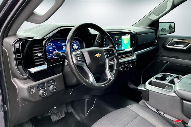 2022 Chevrolet Silverado 1500 4WD Crew Cab Standard Bed LT