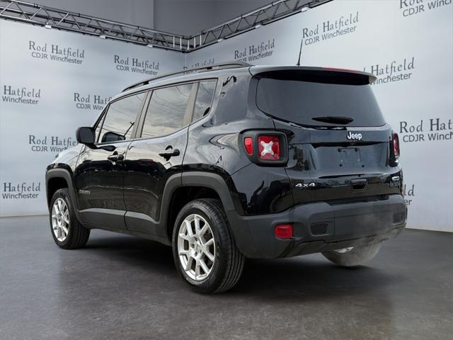 2022 Jeep Renegade Latitude 4x4 2022 Jeep Renegade Latitude 4x4