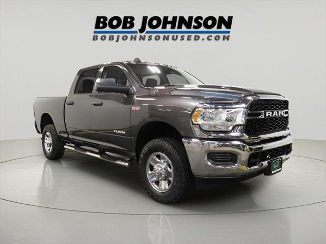 2020 RAM 2500 Tradesman Crew Cab 4X4 64 Box