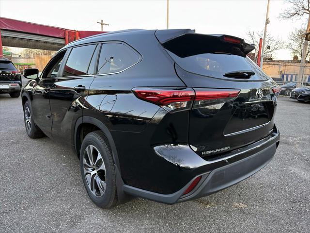 2023 Toyota Highlander XLE [4]