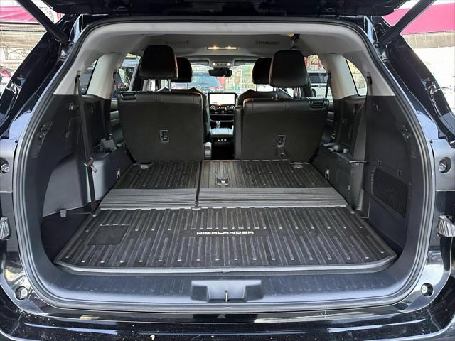 2023 Toyota Highlander XLE [12]