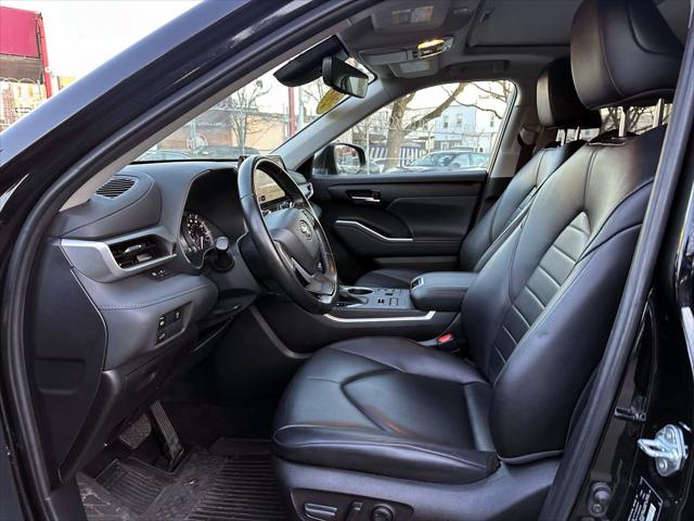 2023 Toyota Highlander XLE [14]