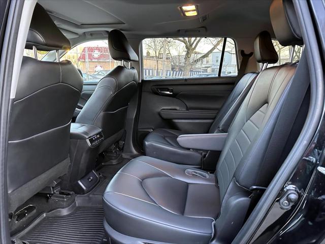 2023 Toyota Highlander XLE [15]