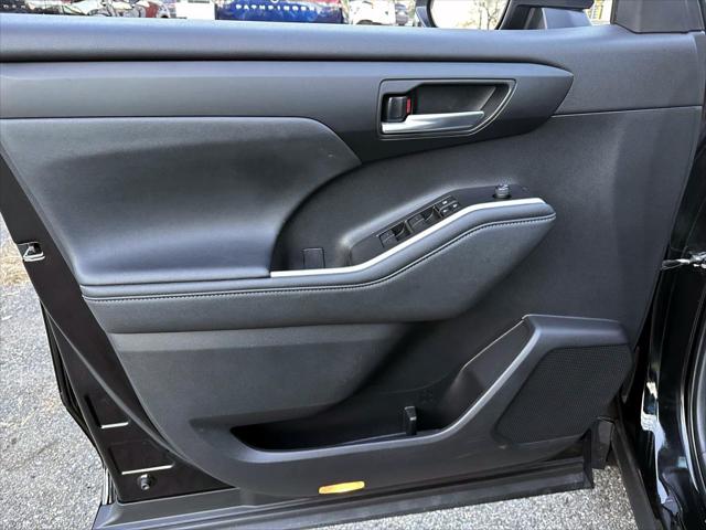 2023 Toyota Highlander XLE [19]