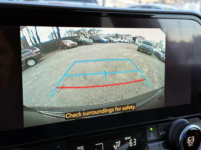 2023 Toyota Highlander XLE [24]