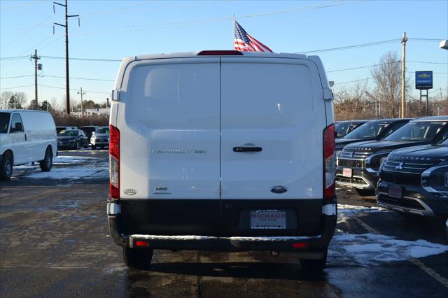 2022 Ford Transit Cargo Van 250