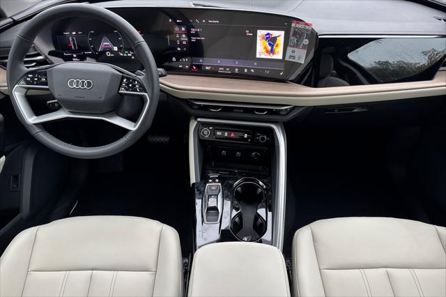 2025 Audi Q5 Premium TFSI quattro S tronic