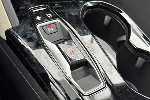 2025 Audi Q5 Premium TFSI quattro S tronic