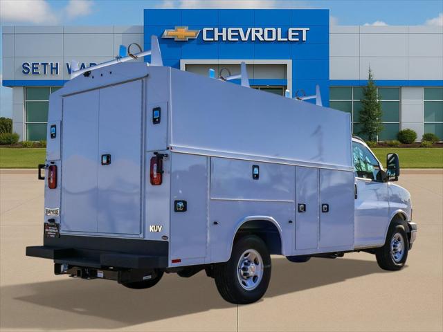 2025 Chevrolet Express Cutaway Work Van