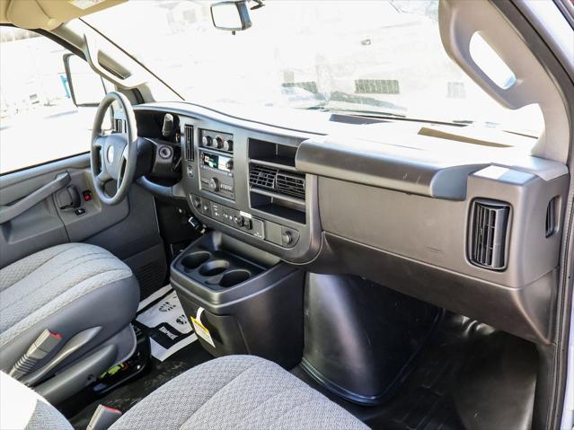 2025 Chevrolet Express Cutaway Work Van