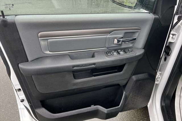 2024 Ram 1500 Classic SLT Quad Cab 4x2 6'4" Box