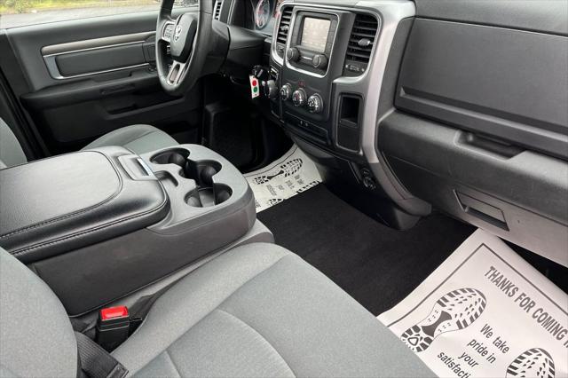 2024 Ram 1500 Classic SLT Quad Cab 4x2 6'4" Box