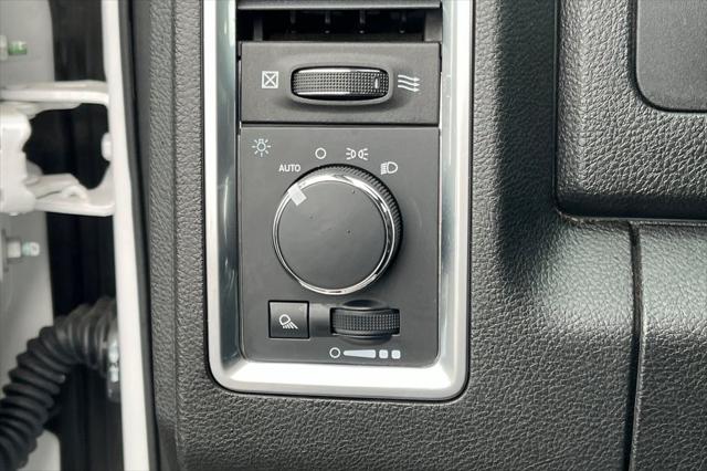 2024 Ram 1500 Classic SLT Quad Cab 4x2 6'4" Box