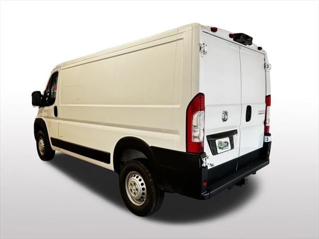 2026 Ram ProMaster Cargo Van Tradesman Low Roof 118" WB w/Pass Seat
