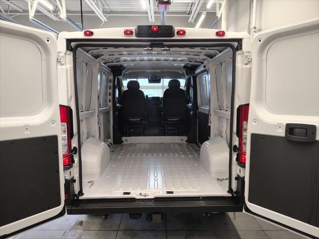 2026 Ram ProMaster Cargo Van Tradesman Low Roof 118" WB w/Pass Seat