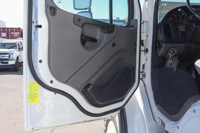 2016 Freightliner M2 106 MD