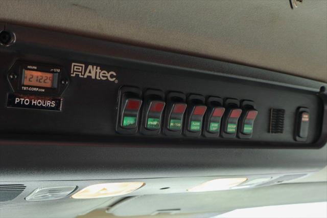 2016 Freightliner M2 106 MD