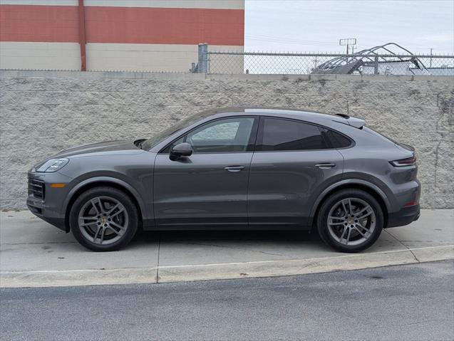 2025 Porsche Cayenne Unknown