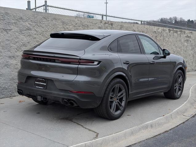 2025 Porsche Cayenne Unknown