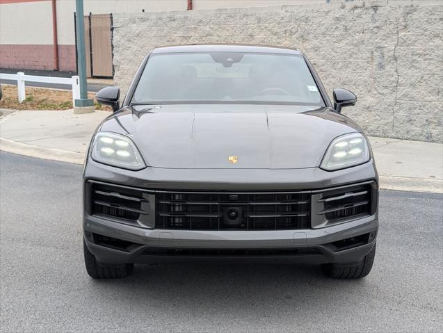 2025 Porsche Cayenne Unknown