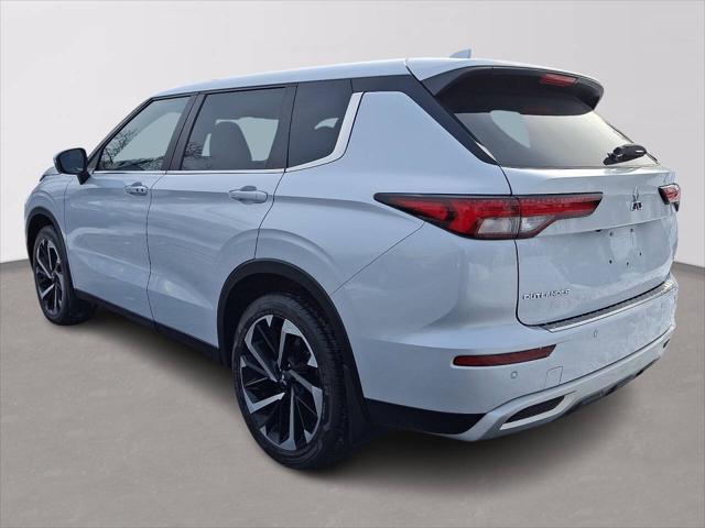 2023 Mitsubishi Outlander SE Black Edition 2WD