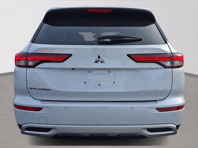 2023 Mitsubishi Outlander SE Black Edition 2WD