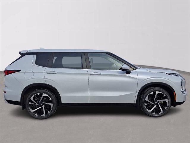 2023 Mitsubishi Outlander SE Black Edition 2WD