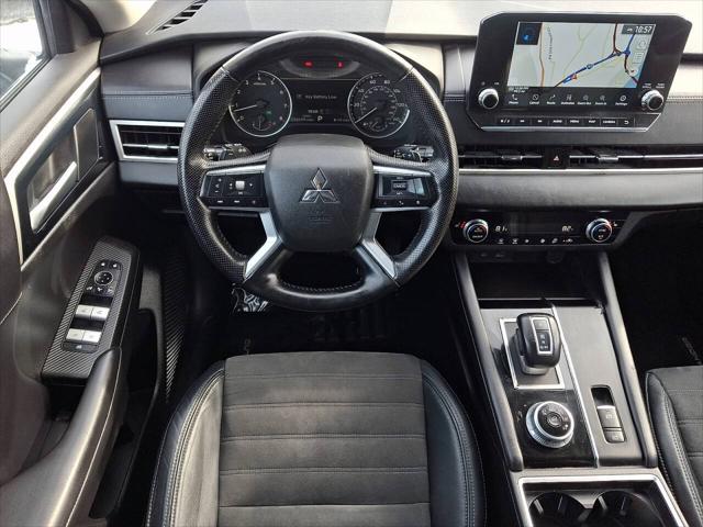 2023 Mitsubishi Outlander SE Black Edition 2WD