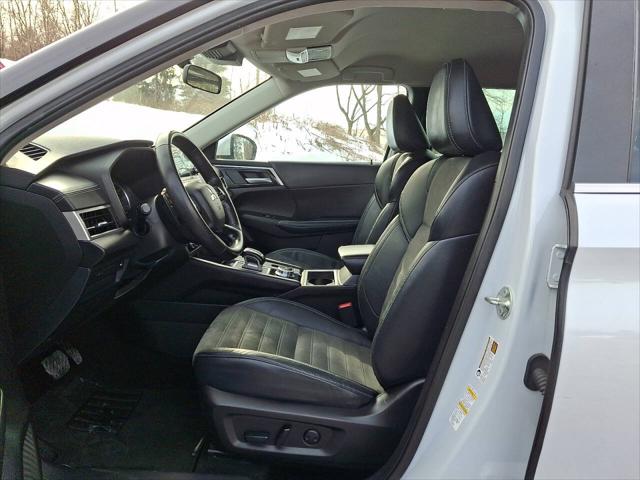 2023 Mitsubishi Outlander SE Black Edition 2WD
