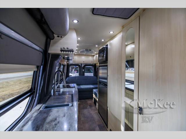 2022 Mercedes-Benz Sprinter 3500XD High Roof V6