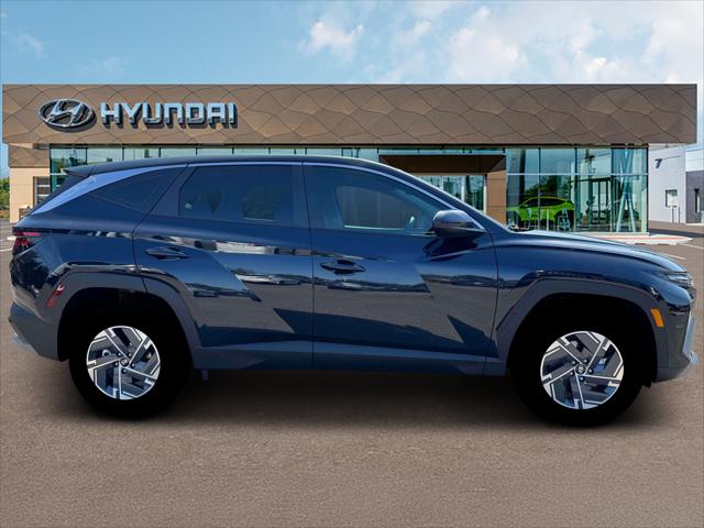 2026 Hyundai Tucson Hybrid Blue SE