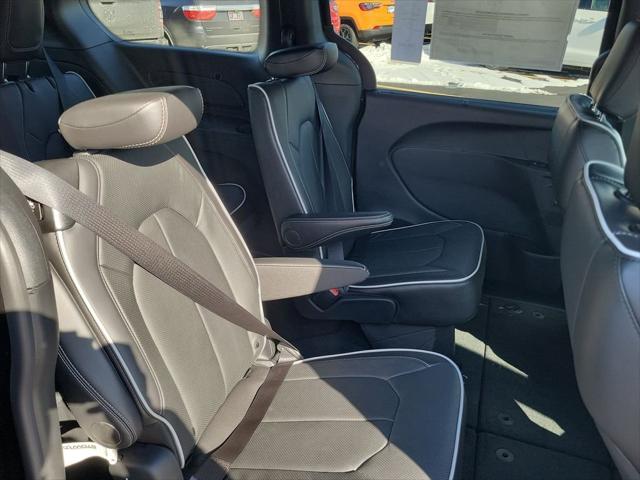 2026 Chrysler Pacifica Limited AWD