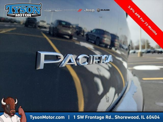 2026 Chrysler Pacifica Pinnacle AWD