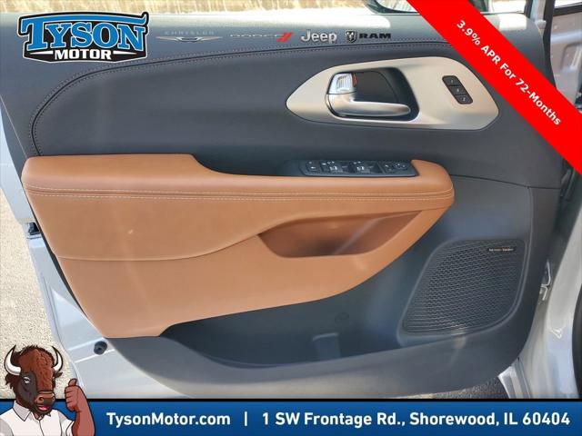 2026 Chrysler Pacifica Pinnacle AWD