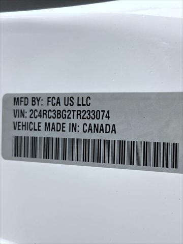 2026 Chrysler Pacifica Select AWD