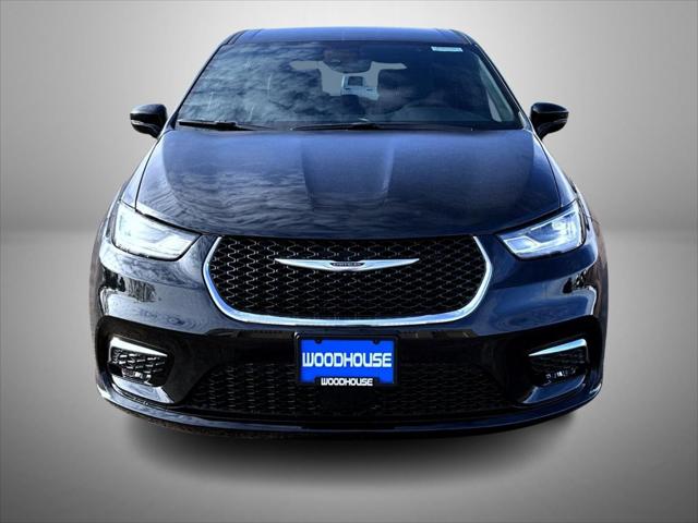 2026 Chrysler Pacifica PACIFICA SELECT AWD 2026 Chrysler Pacifica PACIFICA SELECT AWD