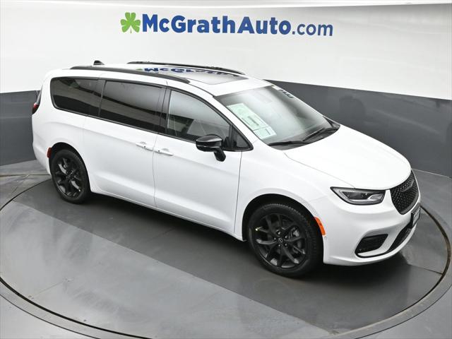2026 Chrysler Pacifica PACIFICA LIMITED AWD