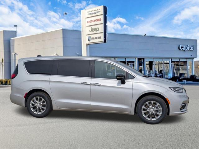 2026 Chrysler Pacifica PACIFICA SELECT AWD