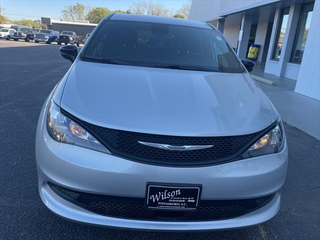 2026 Chrysler Voyager VOYAGER LX