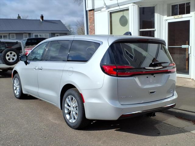 2026 Chrysler Pacifica Limited AWD