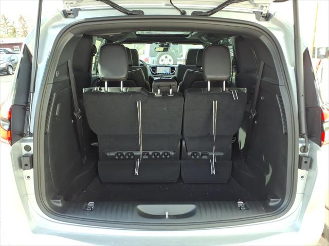 2026 Chrysler Pacifica Limited AWD