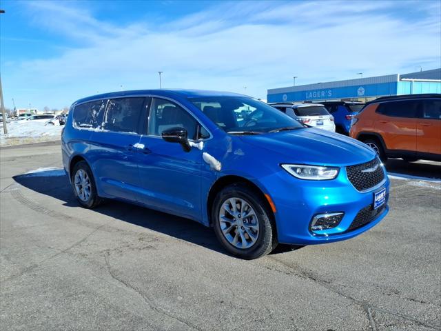 2026 Chrysler Pacifica PACIFICA SELECT AWD