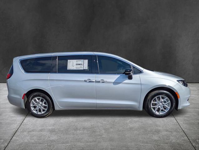 2026 Chrysler Voyager VOYAGER LX