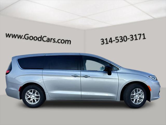 2026 Chrysler Pacifica PACIFICA SELECT