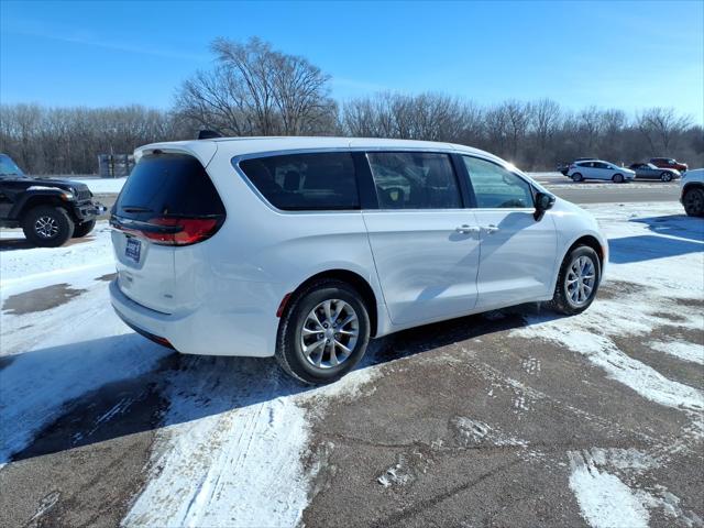 2026 Chrysler Pacifica PACIFICA SELECT AWD 2026 Chrysler Pacifica PACIFICA SELECT AWD