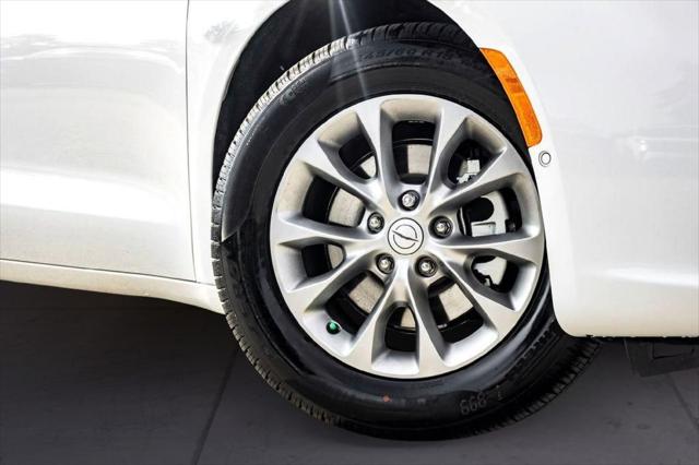 2026 Chrysler Pacifica PACIFICA LIMITED