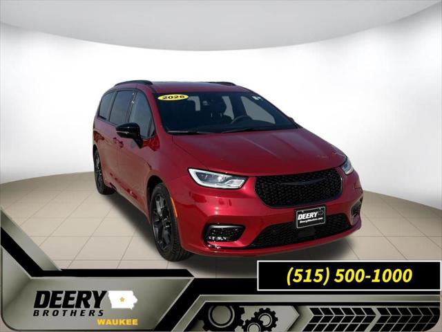 2026 Chrysler Pacifica Select for sale in Waukee, IA