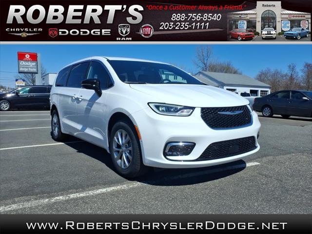 2026 Chrysler Pacifica Select AWD for sale in Meriden, CT